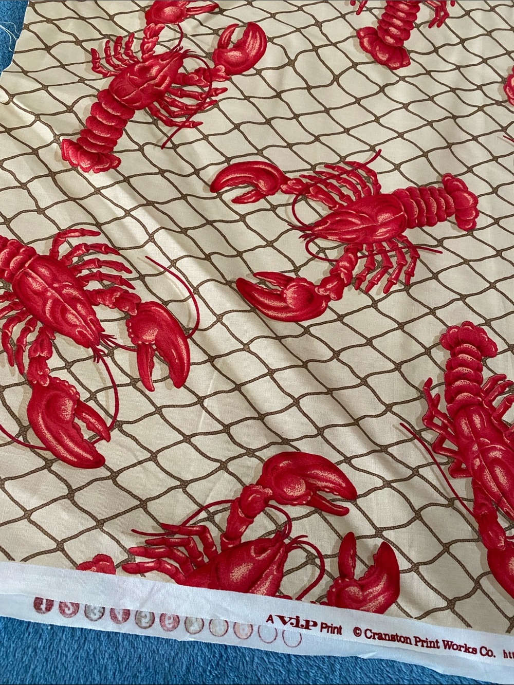 CRANSTON PRINT WORKS Large Scale 100% Cotton fabric Lobsters in Net